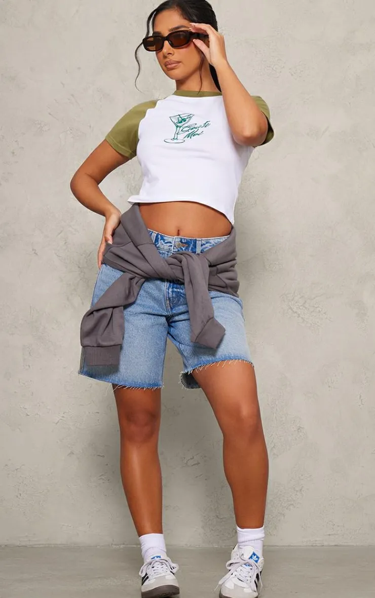 PrettyLittleThing T-Shirts*Petite Graphic Fitted T-shirt