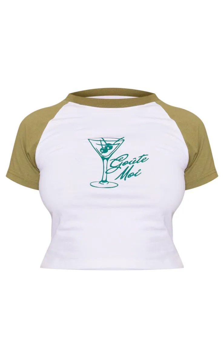 PrettyLittleThing T-Shirts*Petite Graphic Fitted T-shirt