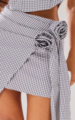 PrettyLittleThing Petite Checked Rose Detail Mini Skirt Grey