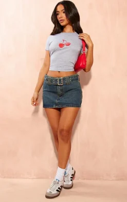 PrettyLittleThing T-Shirts*Petite Cherry Printed Fitted Cropped T-shirt
