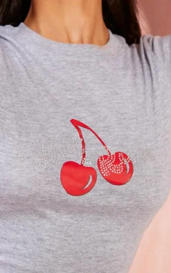 PrettyLittleThing T-Shirts*Petite Cherry Printed Fitted Cropped T-shirt