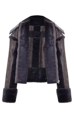PrettyLittleThing Faux Fur Coats*Petite Distressed PU & Fur Contrast Jacket