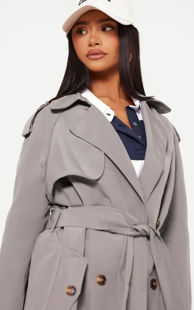 PrettyLittleThing Trench Coats*Petite Oversized Trench Coat