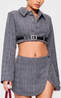 Sale PrettyLittleThing Petite Textured Woven Belt Detail Cropped Blazer Grey