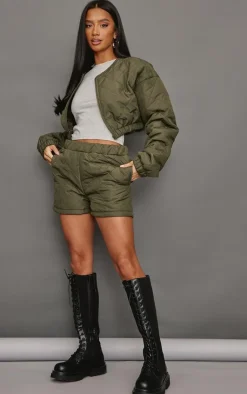 Online PrettyLittleThing Petite Quilted Shorts Khaki
