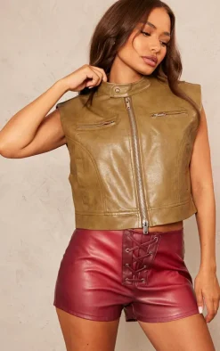 PrettyLittleThing Faux Leather Jackets*Petite Sleeveless Collared Faux Leather Vest