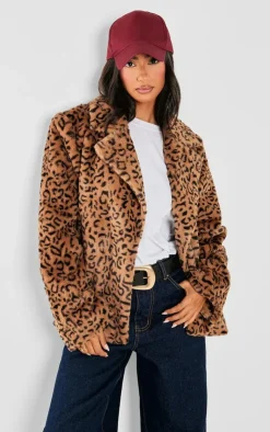 PrettyLittleThing Faux Fur Coats*Petite Print Faux Fur Longline Jacket