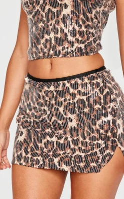 Outlet PrettyLittleThing Petite Print Sequin Mini Skirt Leopard