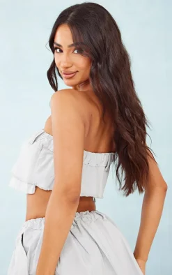 Online PrettyLittleThing Petite Denim Button Front Crop Top Light Blue Wash