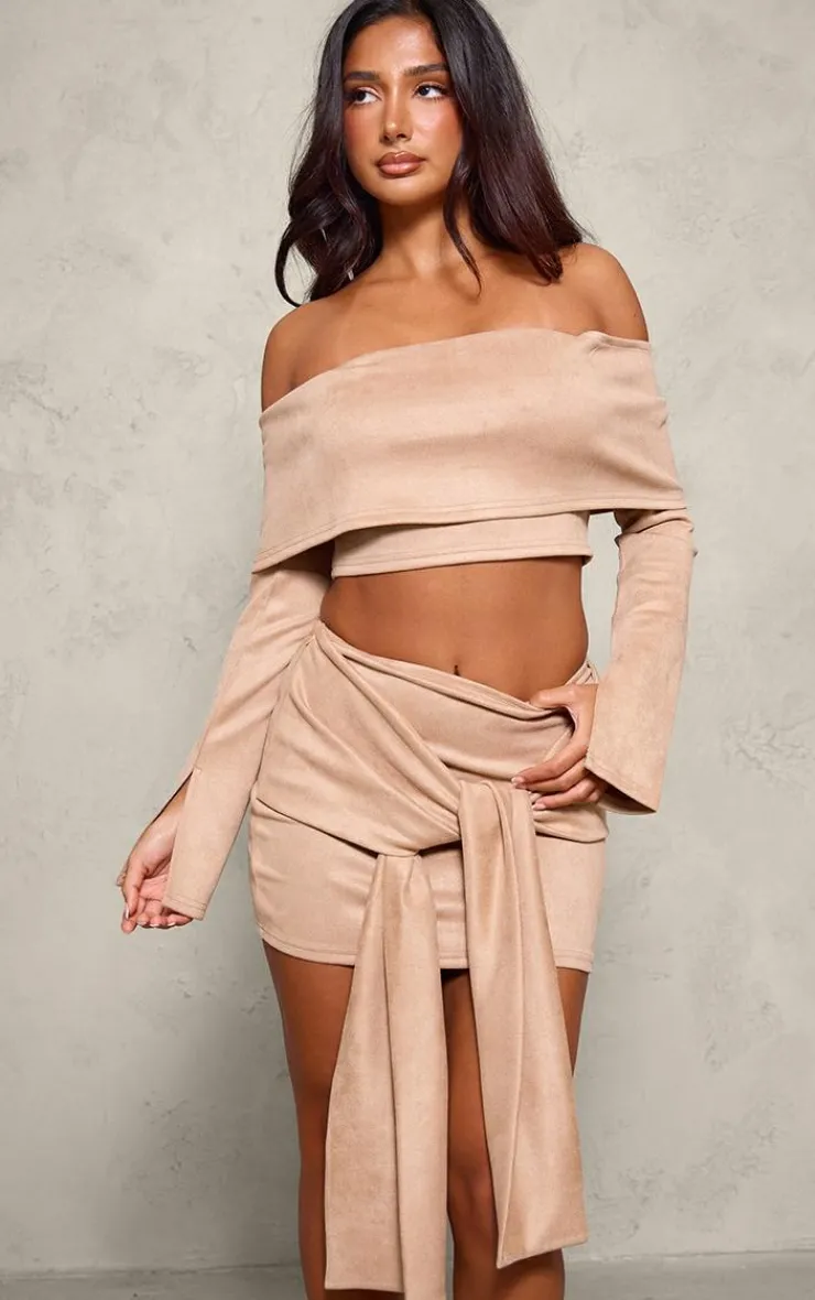 Best PrettyLittleThing Petite Faux Suede Tie Front Mini Skirt Light Brown