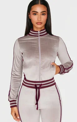 Sale PrettyLittleThing Petite Contrast Velour Fitted Longline Zip Up Jacket Mauve