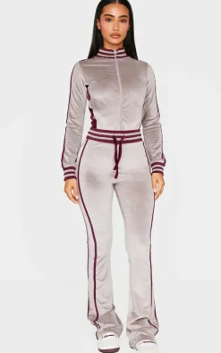 Sale PrettyLittleThing Petite Contrast Velour Fitted Longline Zip Up Jacket Mauve