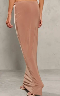 Discount PrettyLittleThing Petite Slinky Low Waist Maxi Skirt Mocha