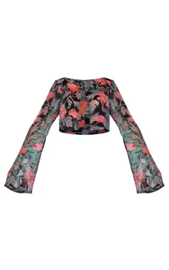 New PrettyLittleThing Petite Floral Print Devore Button Front Crop Top Pink