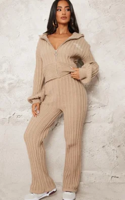 Clearance PrettyLittleThing Petite Athletic Sport Embroidered Knit Zip Up Cropped Cardigan Stone