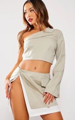 Best PrettyLittleThing Petite Contrast Side Split Mini Skirt Stone