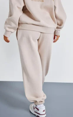Sale PrettyLittleThing Petite Sports Classic Graphic Cuffed Sweatpants Stone