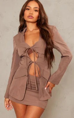 New PrettyLittleThing Petite Pocket Detail Tailored Mini Skirt Taupe