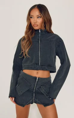 Online PrettyLittleThing Petite Cropped Denim Jacket Washed Black