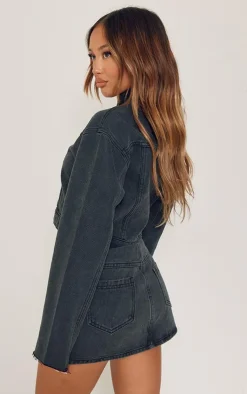 Online PrettyLittleThing Petite Cropped Denim Jacket Washed Black