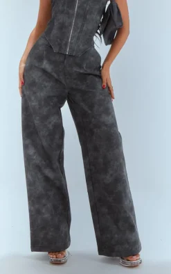 Hot PrettyLittleThing Petite Faux Leather Straight Leg Pants Washed Grey