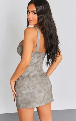 Hot PrettyLittleThing Petite Faux Leather Eyelet Detail Crop Top Washed Grey