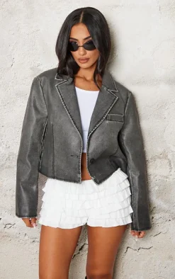 PrettyLittleThing Faux Leather Jackets*Petite Faux Leather Cropped Blazer