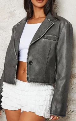 PrettyLittleThing Faux Leather Jackets*Petite Faux Leather Cropped Blazer