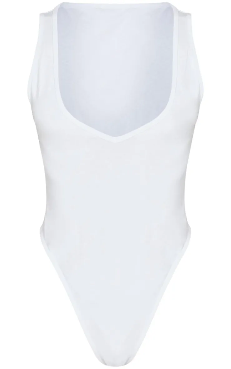 PrettyLittleThing Sleeveless Tops*Petite Basic Cotton Blend Plunge Sleeveless Bodysuit
