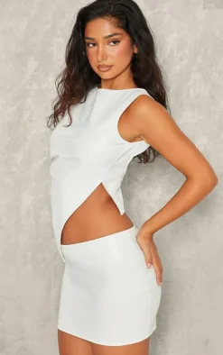 Clearance PrettyLittleThing Petite Faux Leather Embossed Detail Mini Skirt White