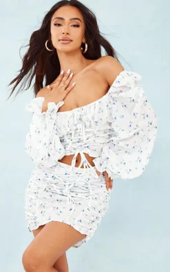 New PrettyLittleThing Petite Floral Print Lace-Up Mini Skirt White