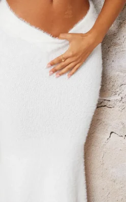 Hot PrettyLittleThing Petite Fluffy Knit V Front Maxi Skirt White