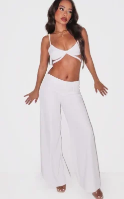 PrettyLittleThing Petite Low Waist Woven Pants White
