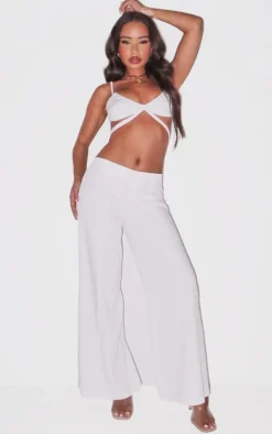 New PrettyLittleThing Petite Strappy Woven Bralet White