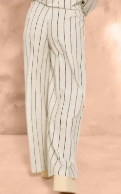 Sale PrettyLittleThing Petite Stripe Linen Look Tailored Pants White