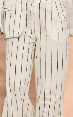 Sale PrettyLittleThing Petite Stripe Linen Look Tailored Pants White