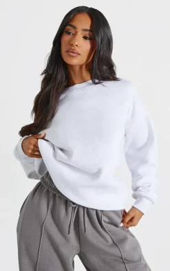 PrettyLittleThing Basic Tops*Petite Ultimate Basic Oversized Sweatshirt