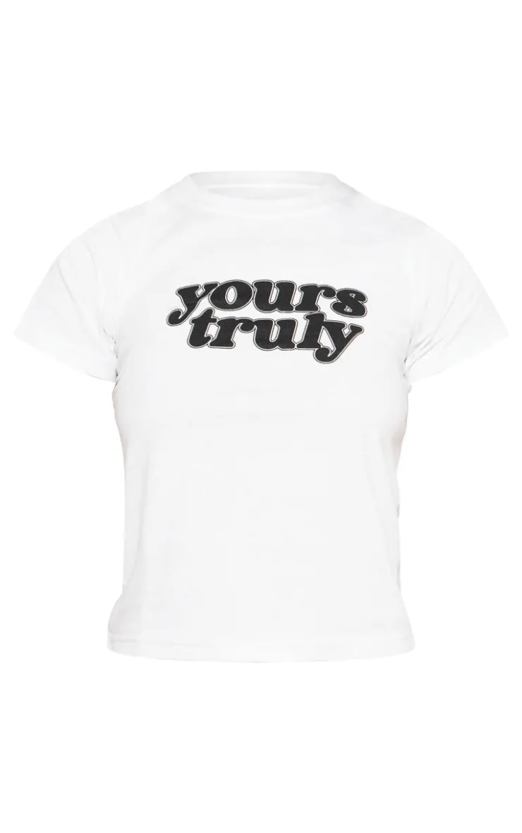 PrettyLittleThing T-Shirts*Petite Yours Truly Graphic Fitted Top