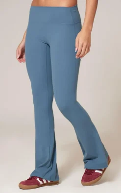 PrettyLittleThing Yoga Pants*Petrol Sculpt Flare Yoga Pants
