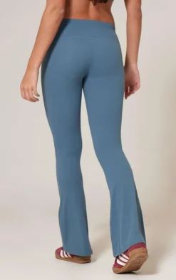 PrettyLittleThing Yoga Pants*Petrol Sculpt Flare Yoga Pants