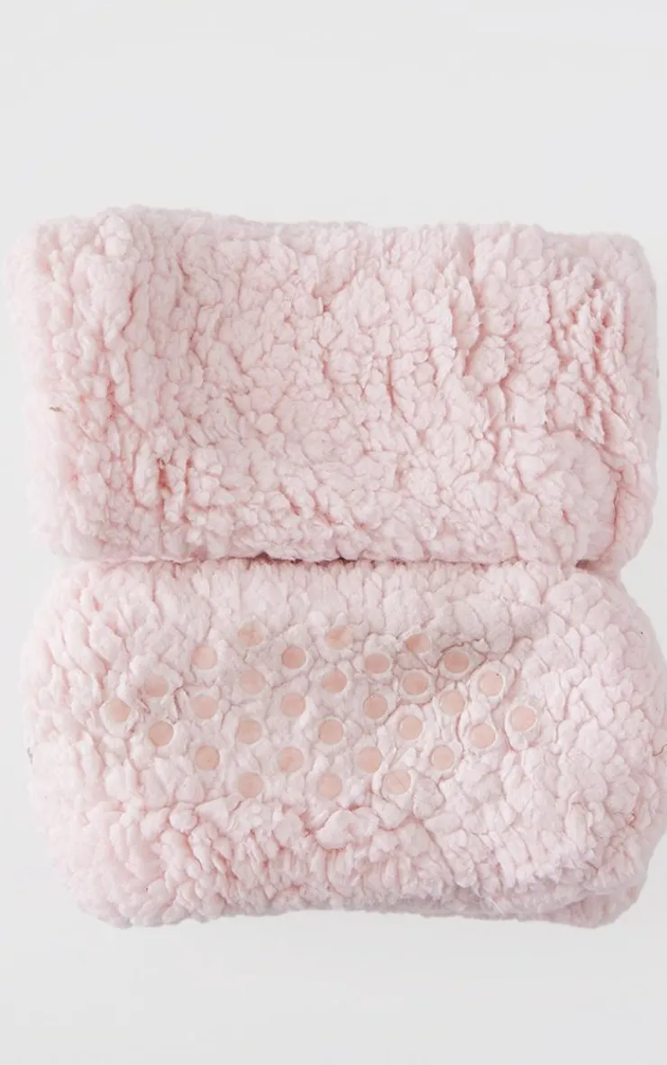 PrettyLittleThing Socks*Borg Cosy Slipper Socks