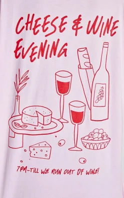 PrettyLittleThing T-Shirts*Cheese & Wine Graphic Oversized T Shirt