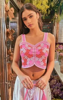 PrettyLittleThing Knitted Tops*Floral Crochet Stitch Detail Crop Top