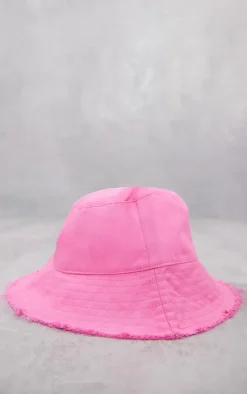 PrettyLittleThing Hats*Frayed Edge Bucket Hat