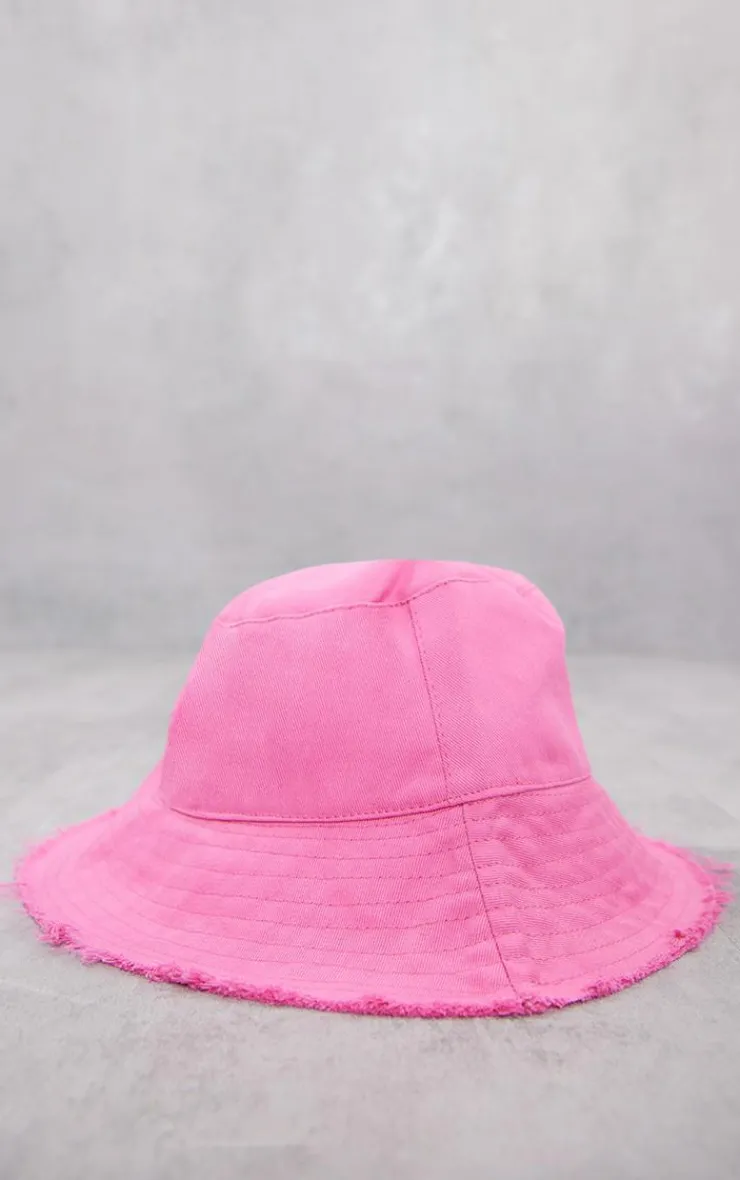 PrettyLittleThing Hats*Frayed Edge Bucket Hat