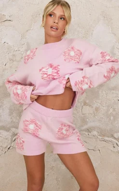 PrettyLittleThing Textured Flower Knitted Shorts Pink