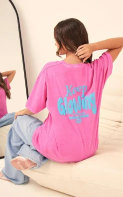 PrettyLittleThing T-Shirts*Washed Keep Glowing Print T Shirt