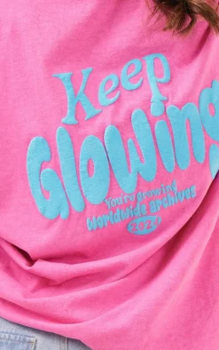 PrettyLittleThing T-Shirts*Washed Keep Glowing Print T Shirt