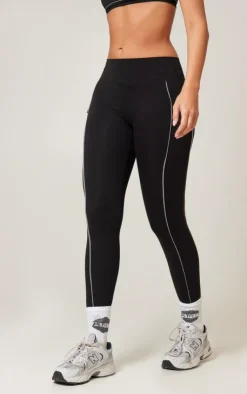 PrettyLittleThing Gym Leggings*PLT RUN Sculpt Reflective Pocket Detail Legging