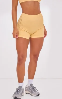 PrettyLittleThing Seamless Gym Wear*PLT SPORT Seamless Distressed Shorts